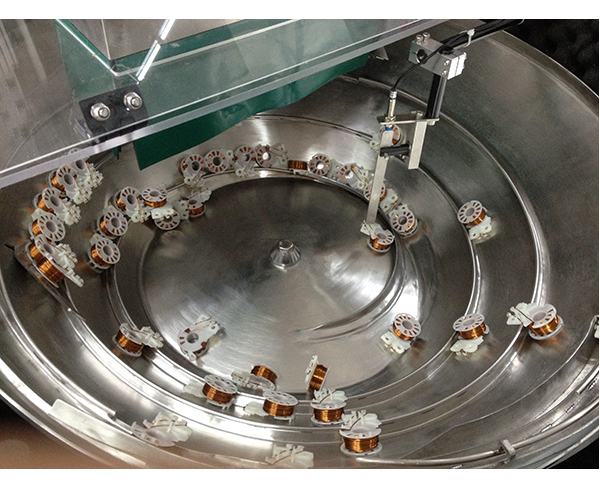 多种料通用锥形振动盘